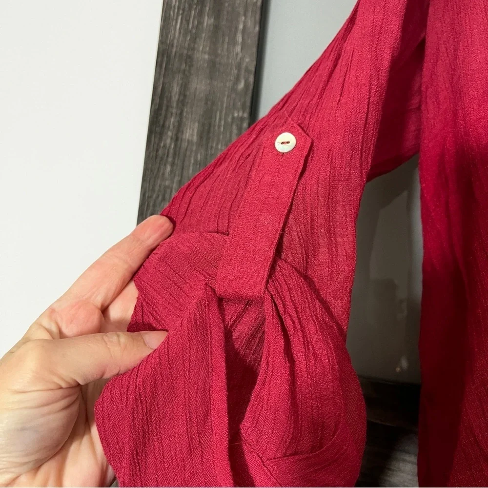 Zac & Rachel Gauzy Red Button Up Roll Tab Sleeves Women's 2X - Picture 3 of 8
